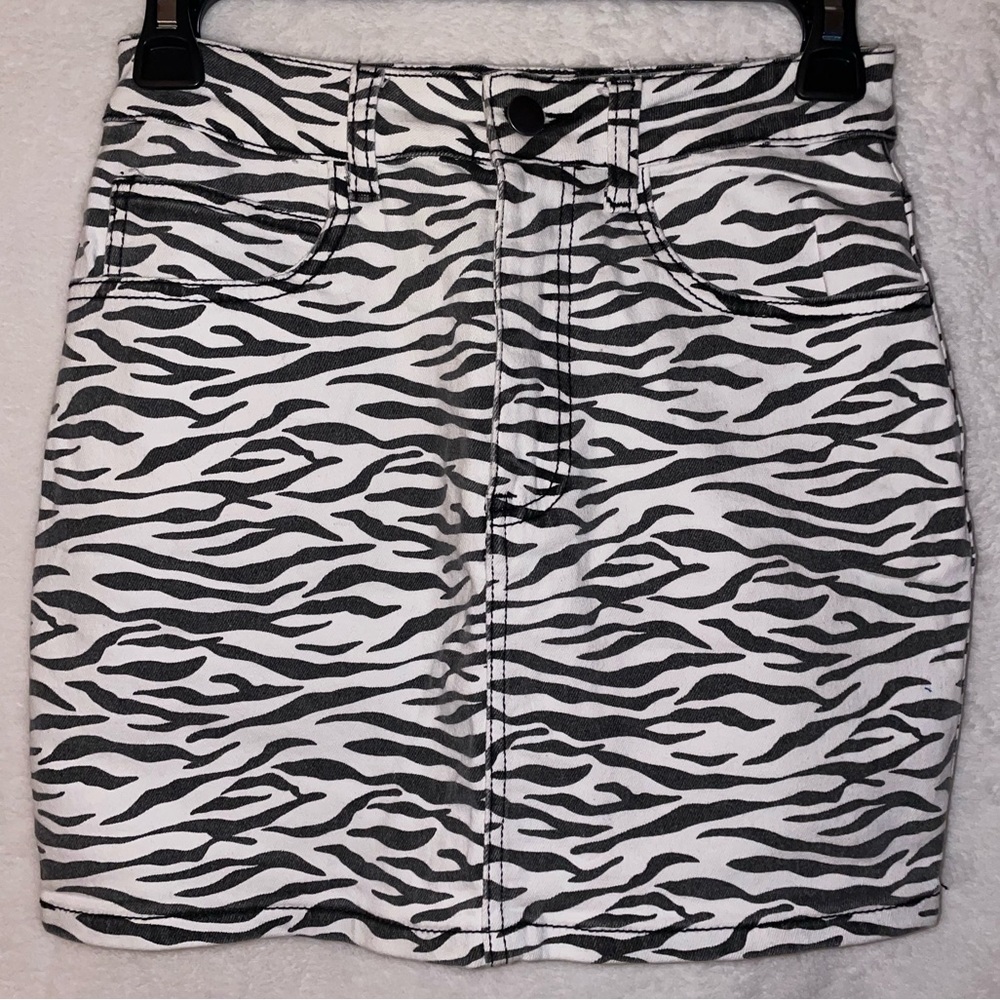 Revolve Superdown Zebra Print Skirt